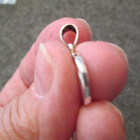 925 Sterling Crescent Moon & Star Pendant> New> Dainty, Non Tarnish, celestial - Picture 5 of 5